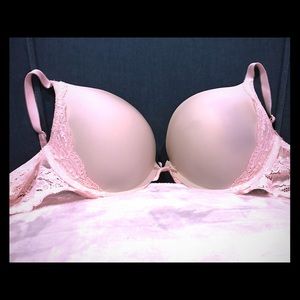 Only worn once!!! Dream Angels Push-Up...